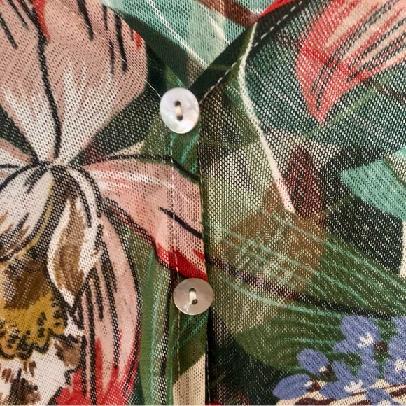 NWOT! Tropical Summer Sheer Handkerchief Style Top XL - Picture 2 of 9